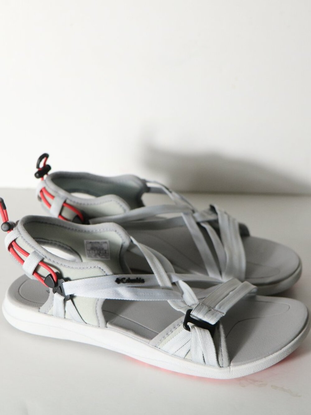 Columbia New Womens Sport Sandal 9 Gray Ice Strappy Hiking Camping Comfort Water